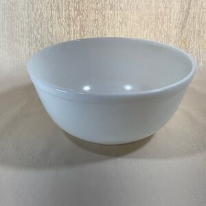 1950’s Pyrex True Opal 8.5” Mixing Bowl